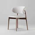 Carcasse en bois de la chaise M03 avec dossier courbe, fabriquée à Casablanca.